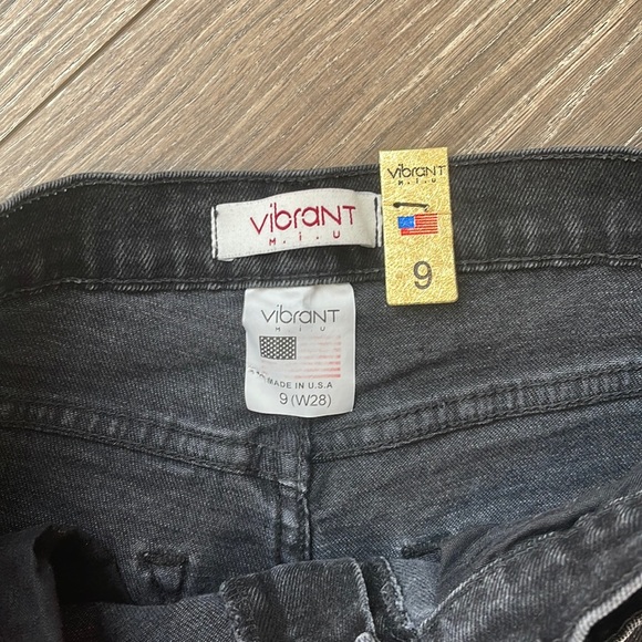 Baggy Mom Jean with Double Ripped Knees - Picture 8 of 10